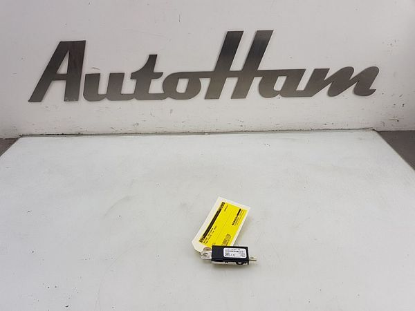 Wzmacniacz antenowy FORD FIESTA VII (HU, HF)