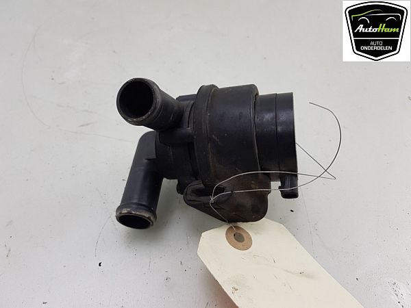 Water pump VOLVO V70 III (135)