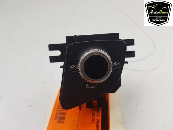 Audio AUDI Q7 (4MB, 4MG)