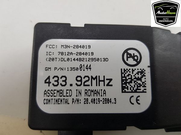 Wzmacniacz antenowy OPEL ASTRA J Coupe