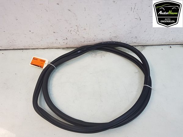 Dørliste gummi - 4 dørs VW GOLF VIII (CD1)