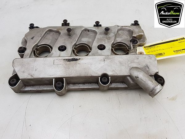 Rocker cover