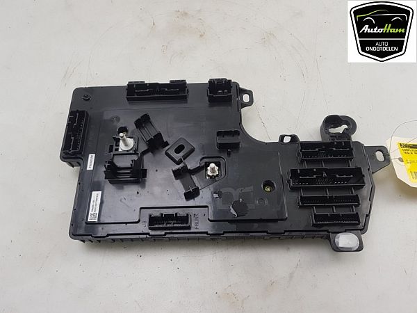 Moduł sterowania - różne TESLA MODEL 3 (5YJ3)