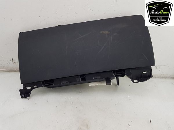 Handskerum TESLA MODEL 3 (5YJ3)