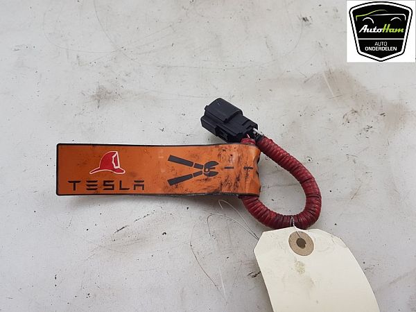 Kabler - diverse TESLA MODEL X (5YJX)