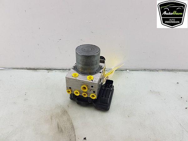 ABS - pump PORSCHE TAYCAN (Y1A)