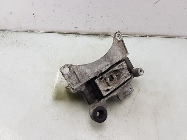 montage du moteur / Support de montage du moteur RENAULT MEGANE III Coupe (DZ0/1_)