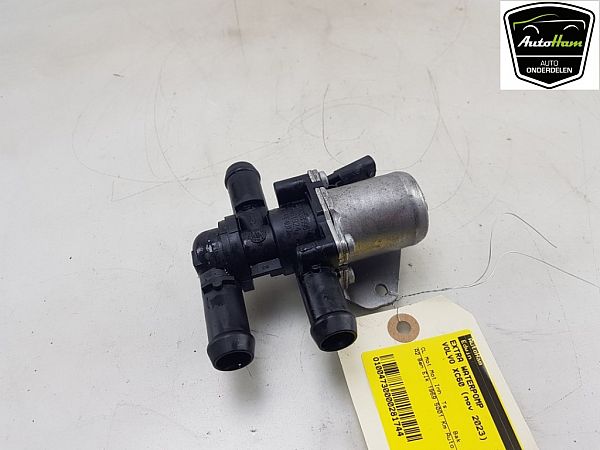 Water pump VOLVO XC60 II (246)