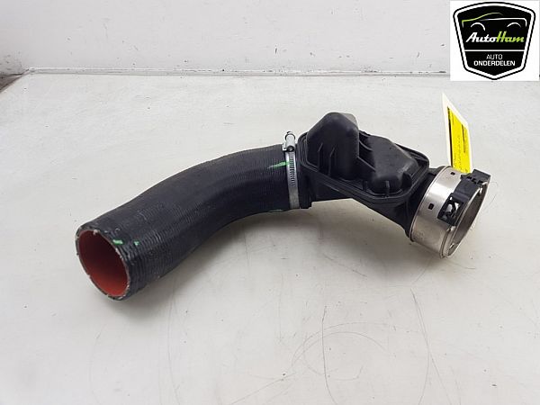 turbo / Intercooler hose / pipe VOLVO XC60 II (246)