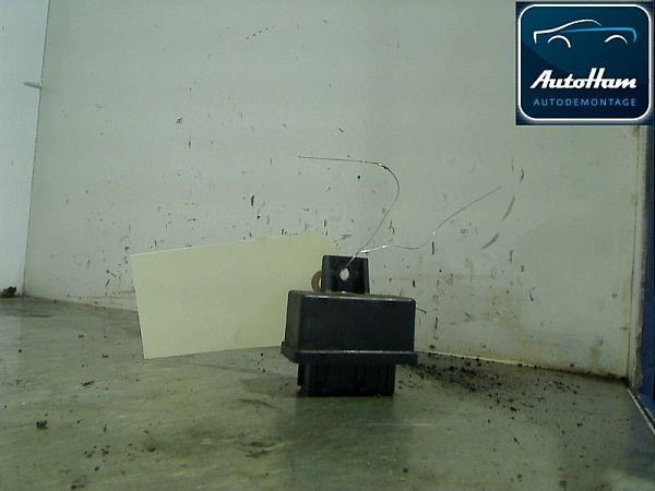 Glow plug pre-heat relay