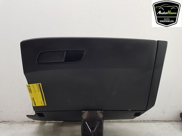 Handskerum AUDI A4 Avant (8W5, 8WD, B9)