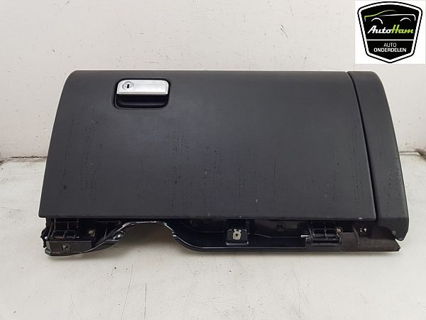 Handskerum PORSCHE CAYENNE (92A)