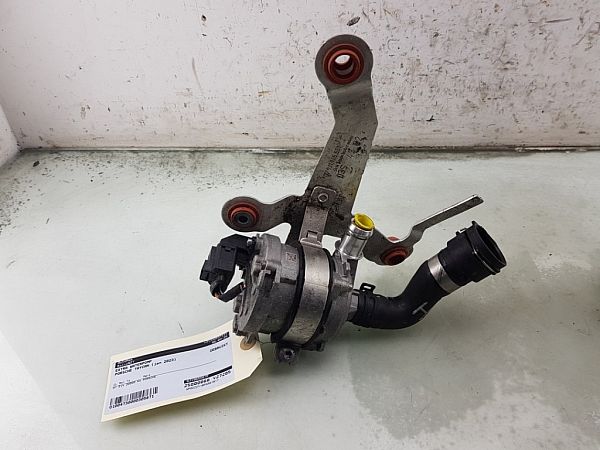 Vannpumpe PORSCHE TAYCAN (Y1A)