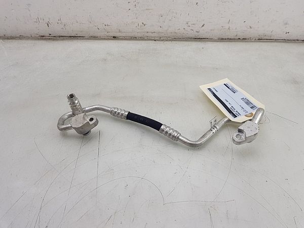 Aircondition rør /slange PORSCHE TAYCAN (Y1A)
