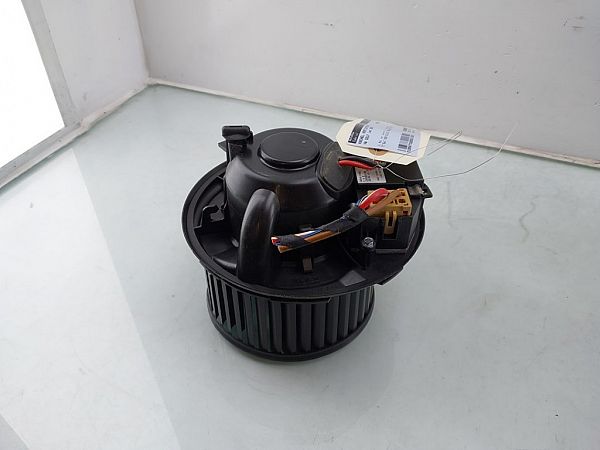 Motor - kabinevarmer VW GOLF VI (5K1)