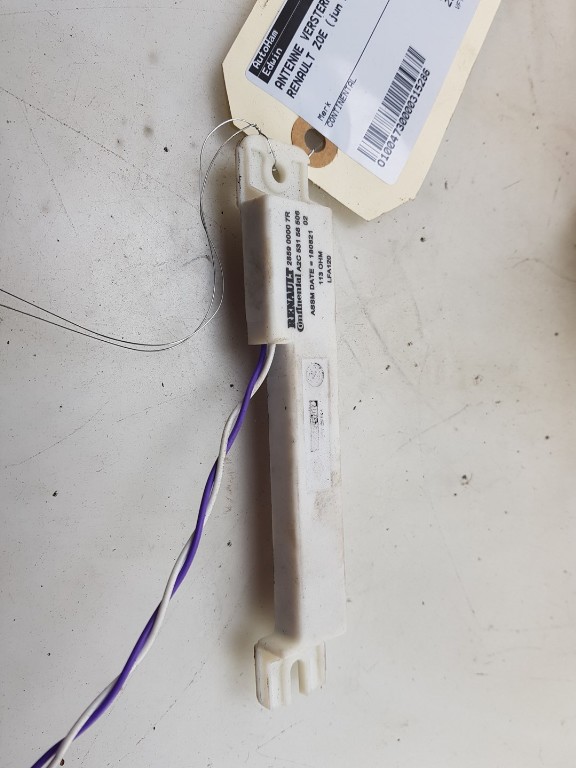 Wzmacniacz antenowy RENAULT ZOE Hatchback Van (BFM_)