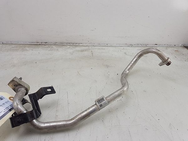 Aircondition rør /slange FORD FIESTA VI (CB1, CCN)