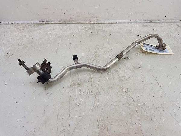 Aircondition rør /slange FORD FIESTA VI (CB1, CCN)