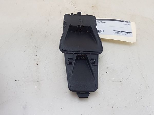 Vordere Kamera VOLVO V60 I (155)