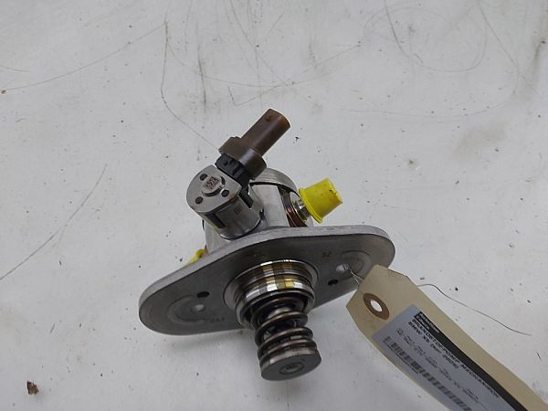 Mechanical fuel pump
