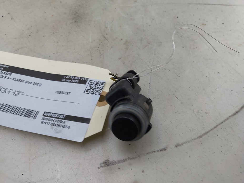 Valeo Parking Distance Sensor fits Mercedes-Benz A0009053307 A