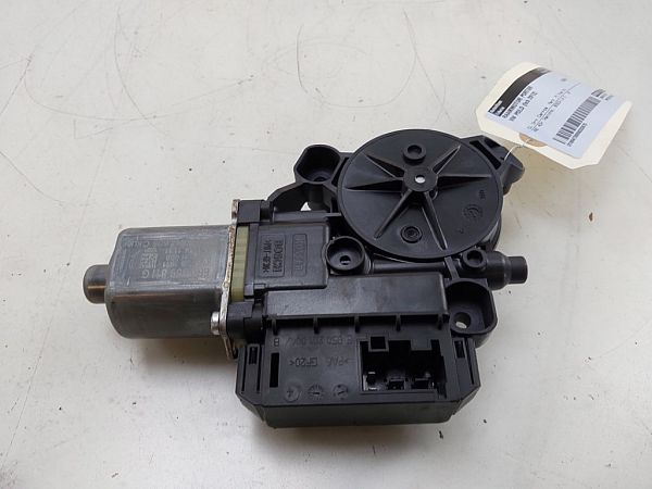 Window regulator motor VW POLO V (6R1, 6C1)