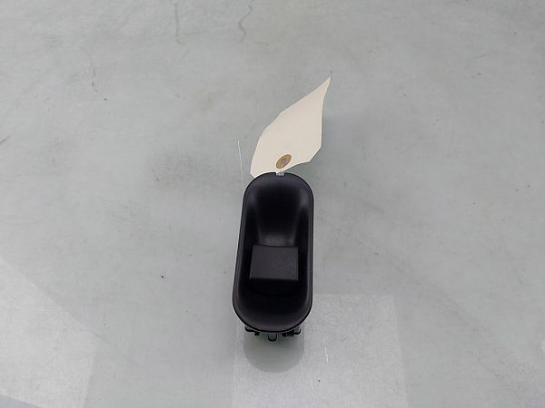 Steering wheel adjustment switch