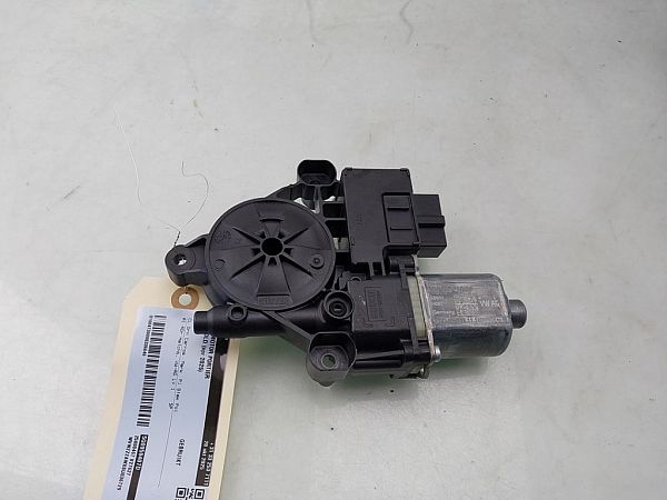 Window regulator motor VW POLO VI (AW1, BZ1, AE1)
