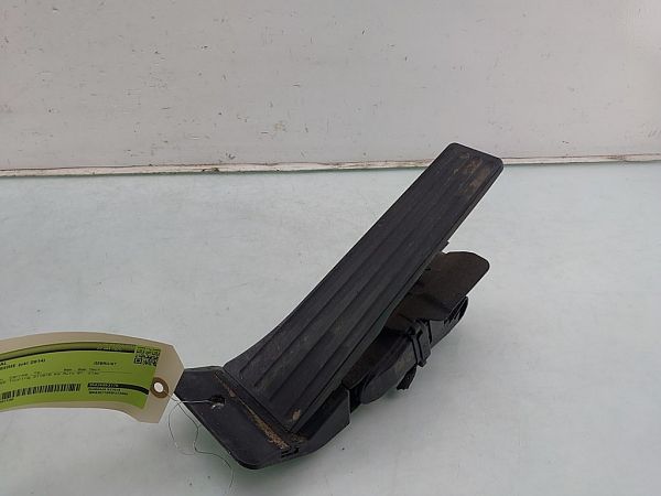 Accelerator pedal