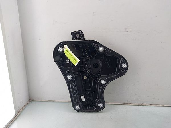 Window lifting mechanism without motor