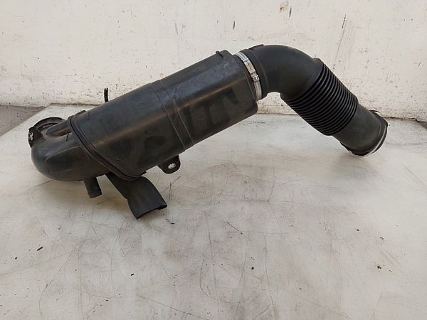 Turbo intake pipe