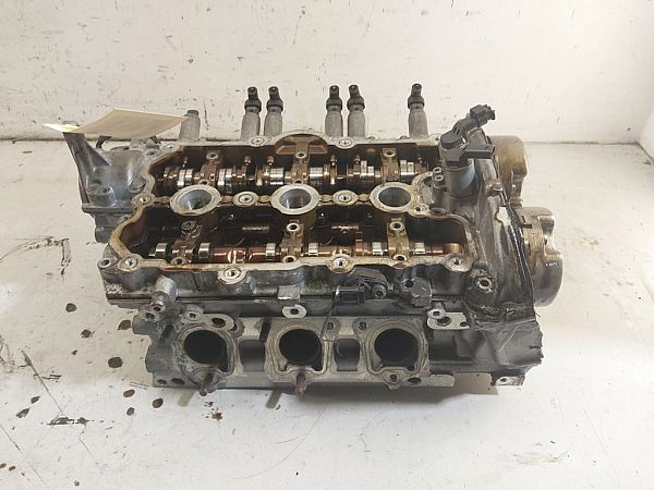 Engine cylinder head