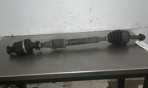 Drivaksel foran VOLVO V40 Estate (645)