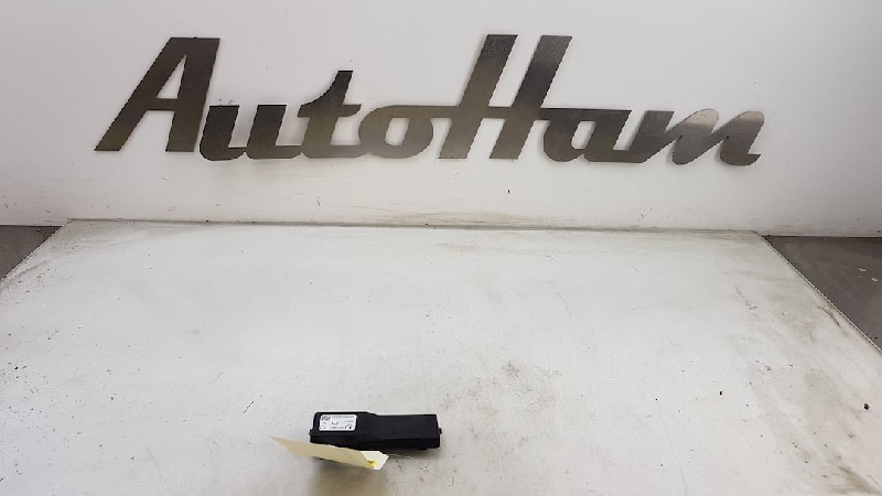 Wzmacniacz antenowy OPEL ASTRA J (P10)