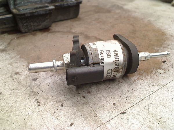 Webasto auxiliary heater fuel pipe