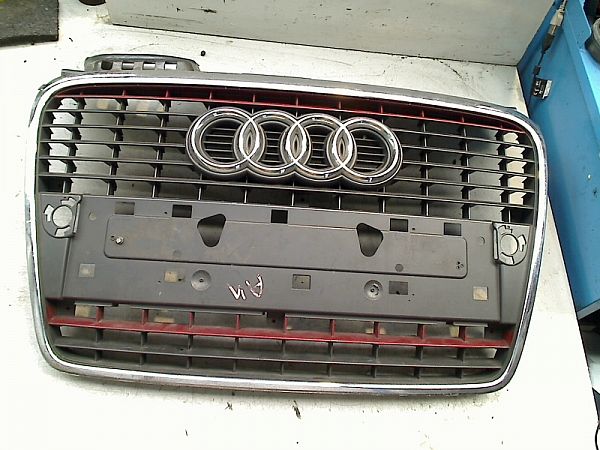 Kühlergrill AUDI A4 B7 (8EC)