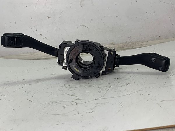 Combination switch (wiper/turn signal)