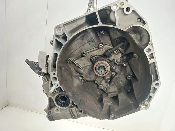 Schaltgetriebe DACIA SANDERO II (B8_)