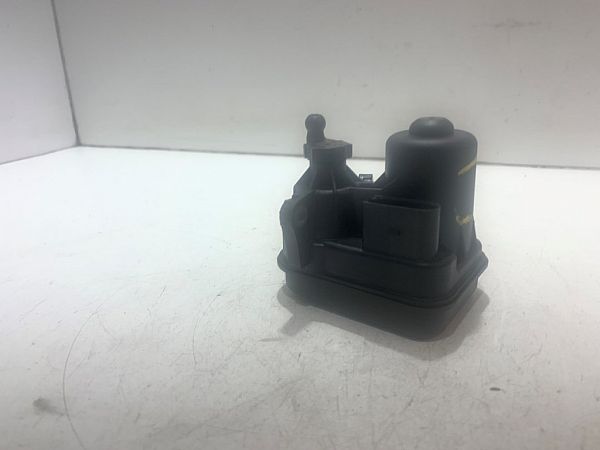 Throttle body