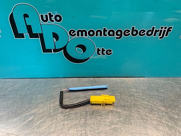 Tire pressure sensor