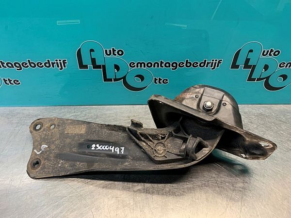 Upper control arm