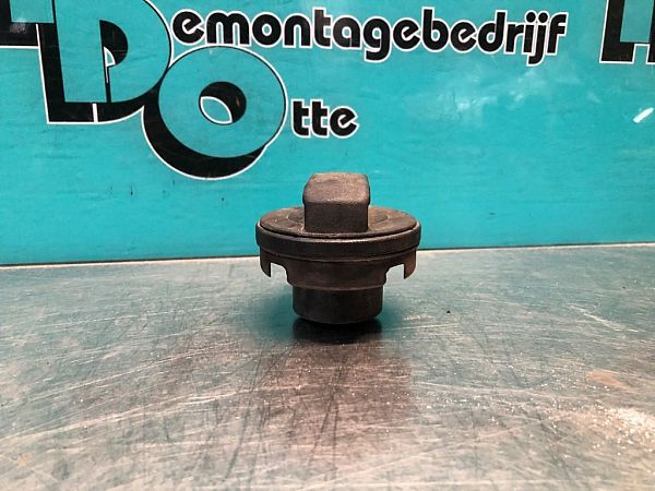 Fuel tank filler cap