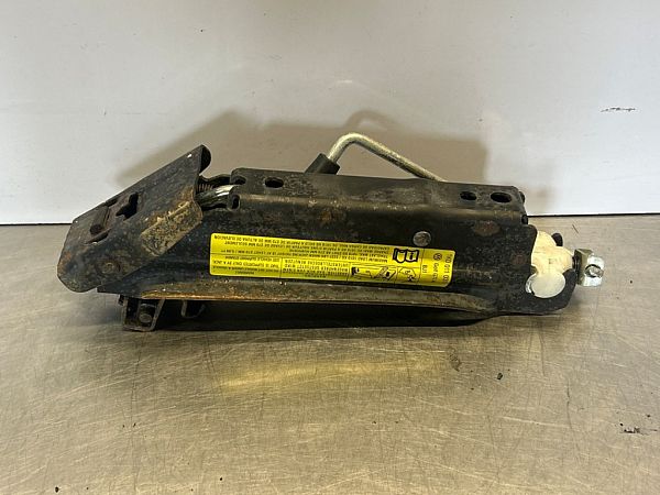 Lift jack