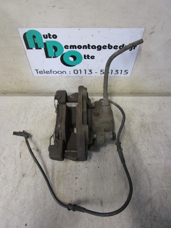 Brake caliper - front left MERCEDES-BENZ E-CLASS (W210)