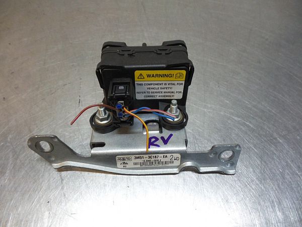 ESP acceleration yaw rate sensor