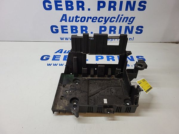 Accubak OPEL KARL (C16)