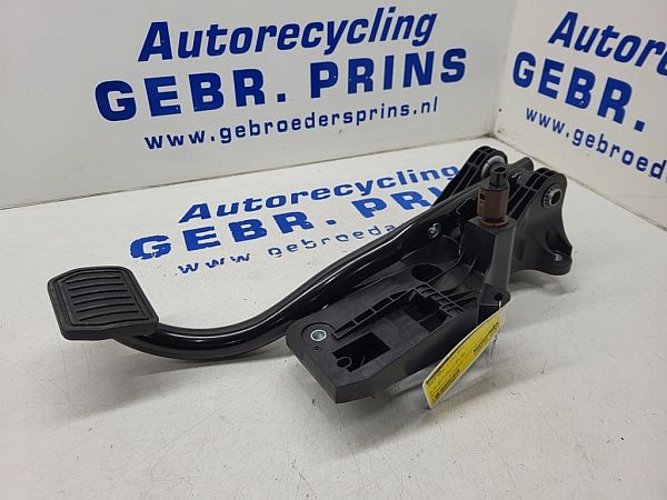 Brake pedal TESLA MODEL Y (5YJY)
