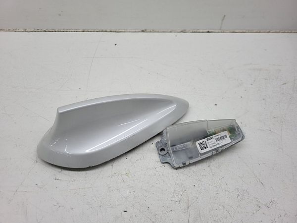 Roof (GPS) antenna cover