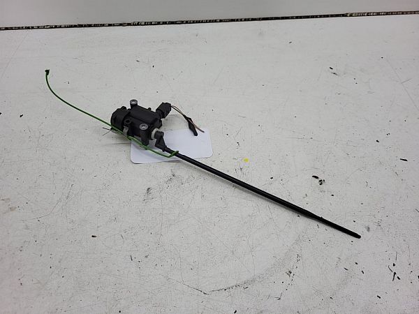 Fuel tank cap lock