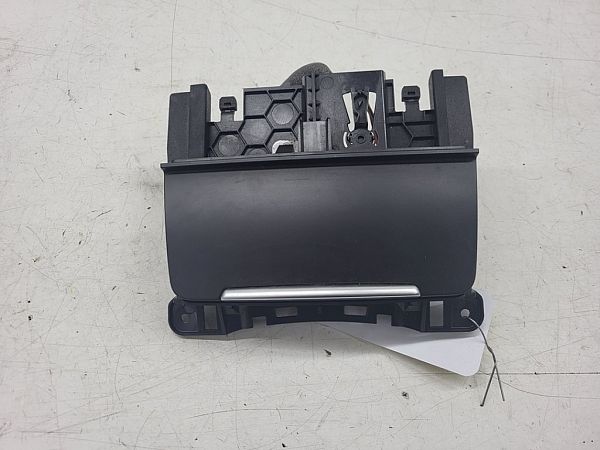 Car ashtray